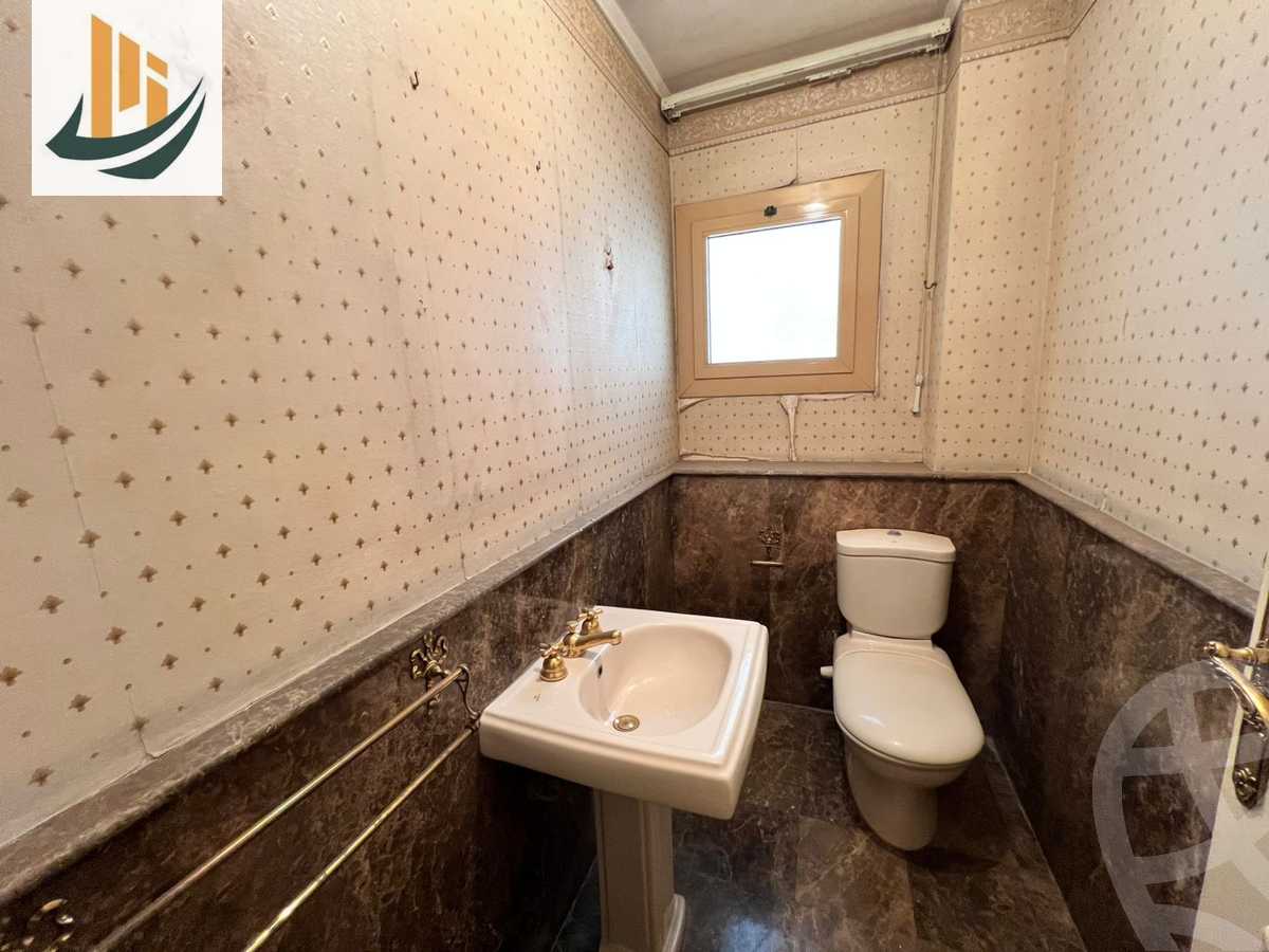 https://aqarmap.com.eg/ar/listing/6166182-for-sale-cairo-el-mohandesen-abd-el-moneam-riad-st