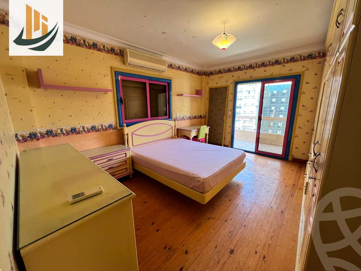 https://aqarmap.com.eg/ar/listing/6166182-for-sale-cairo-el-mohandesen-abd-el-moneam-riad-st