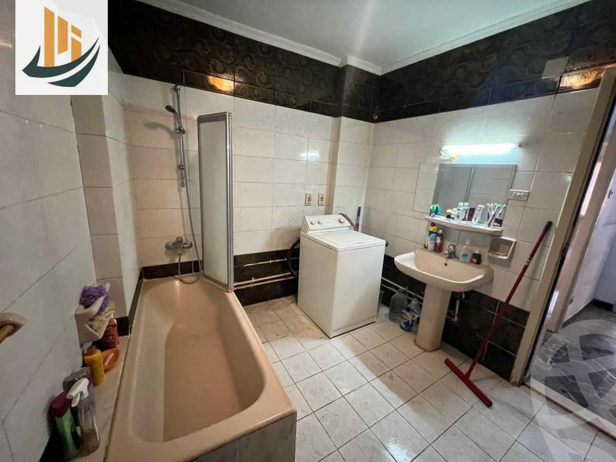 https://aqarmap.com.eg/ar/listing/6202997-for-sale-cairo-dokki-mohey-el-din-abo-el-ezz