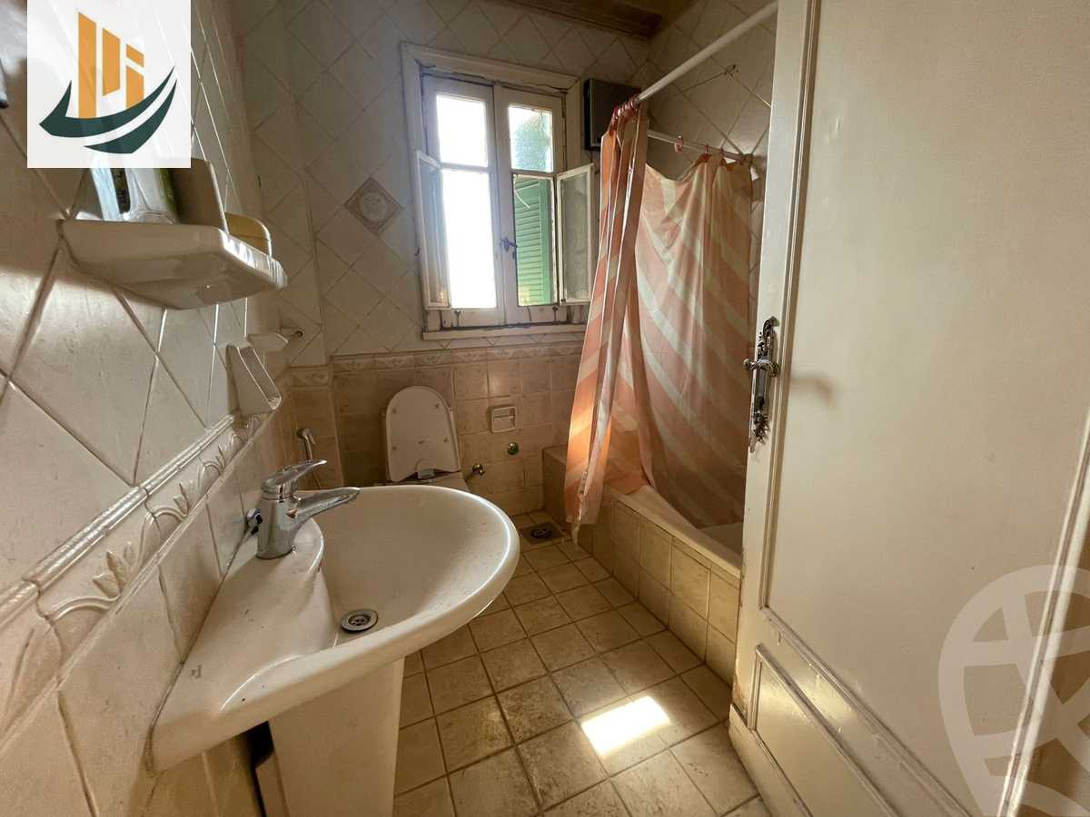 https://aqarmap.com.eg/ar/listing/6262526-for-sale-cairo-dokki-kwrnysh-lnyl