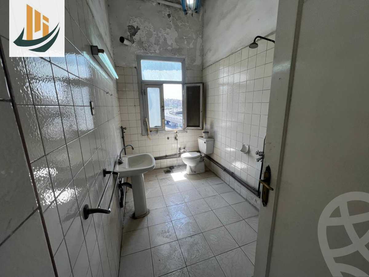 https://aqarmap.com.eg/en/listing/6266155-for-rent-cairo-downtown-kasr-el-neel-nile-corniche-st