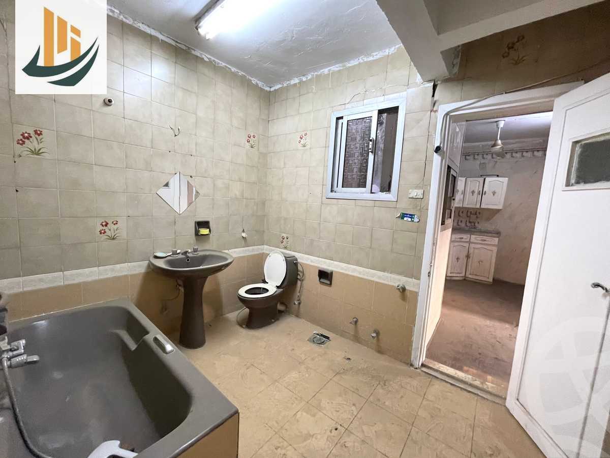 https://aqarmap.com.eg/en/listing/6356586-for-sale-cairo-dokki-mohey-el-din-abo-el-ezz