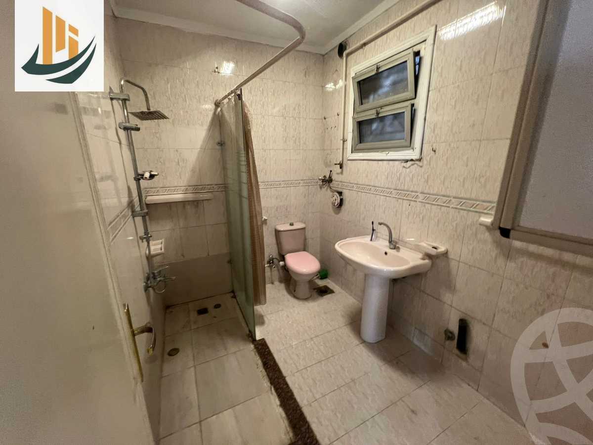https://aqarmap.com.eg/en/listing/6400062-for-sale-cairo-dokki-mohey-el-din-abo-el-ezz