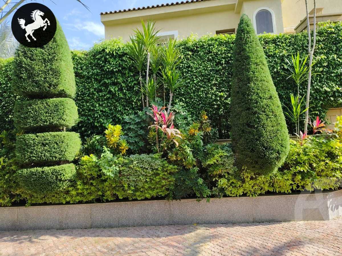 https://aqarmap.com.eg/en/listing/5408786-for-sale-cairo-el-sheikh-zayed-city-compounds-el-khamayel