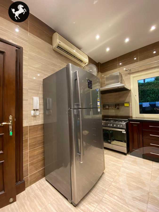 https://aqarmap.com.eg/en/listing/5408786-for-sale-cairo-el-sheikh-zayed-city-compounds-el-khamayel