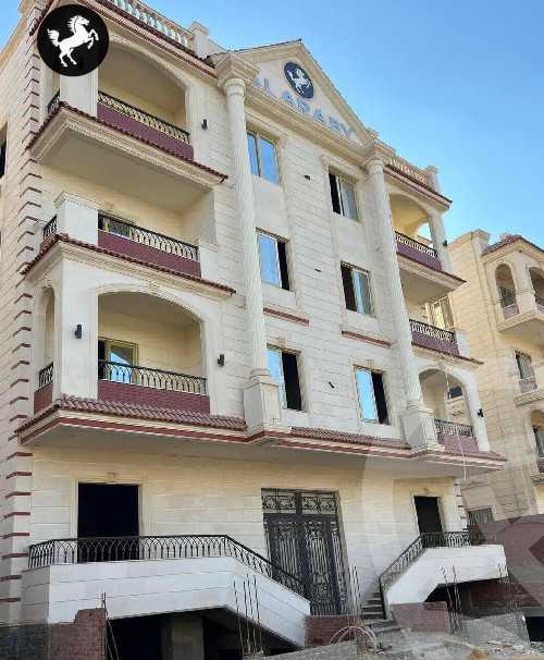 https://aqarmap.com.eg/ar/listing/5412969-for-sale-cairo-6th-of-october-el-ahyaa-neighborhood-9th