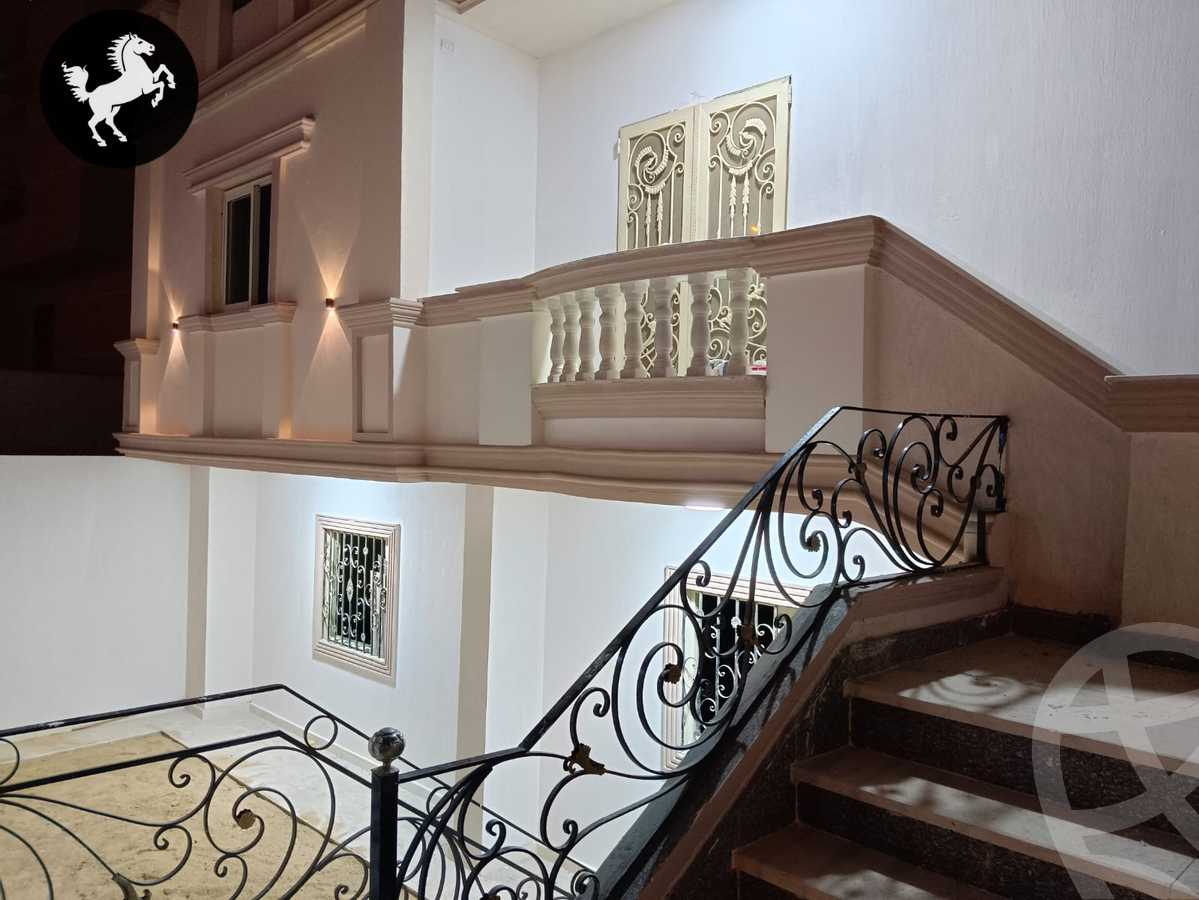 https://aqarmap.com.eg/en/listing/5413678-for-sale-cairo-6th-of-october-el-tawsaat-el-shamalya-hy-2000-qt