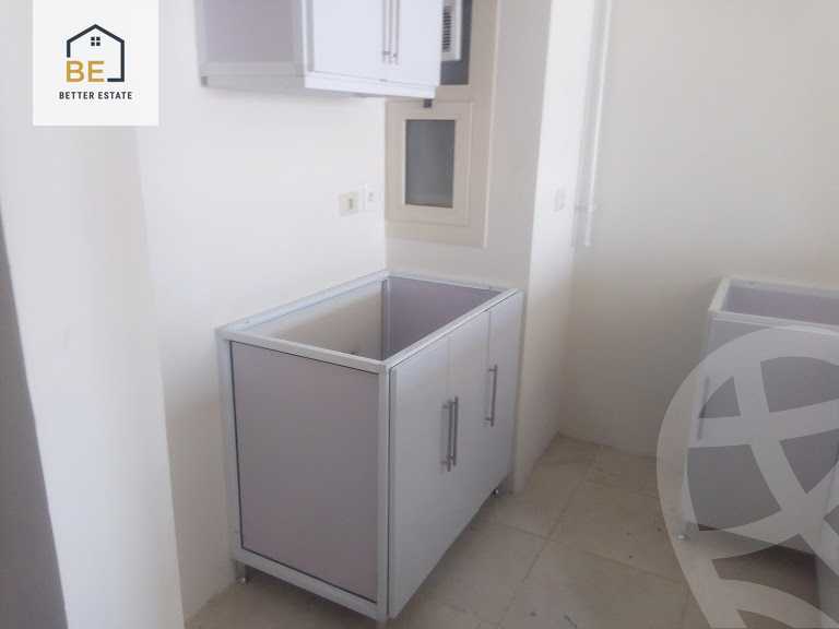https://aqarmap.com.eg/ar/listing/2892076-for-rent-cairo-new-cairo-compounds-porto-cairo