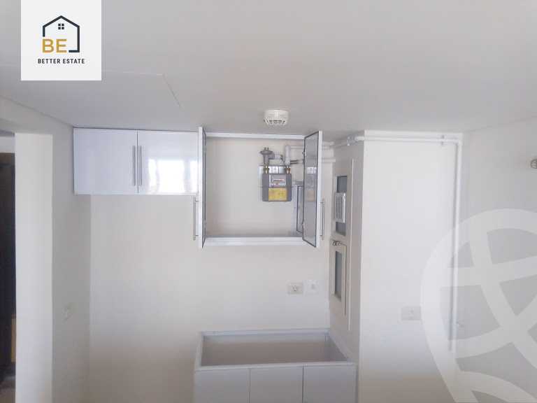 https://aqarmap.com.eg/ar/listing/2892076-for-rent-cairo-new-cairo-compounds-porto-cairo