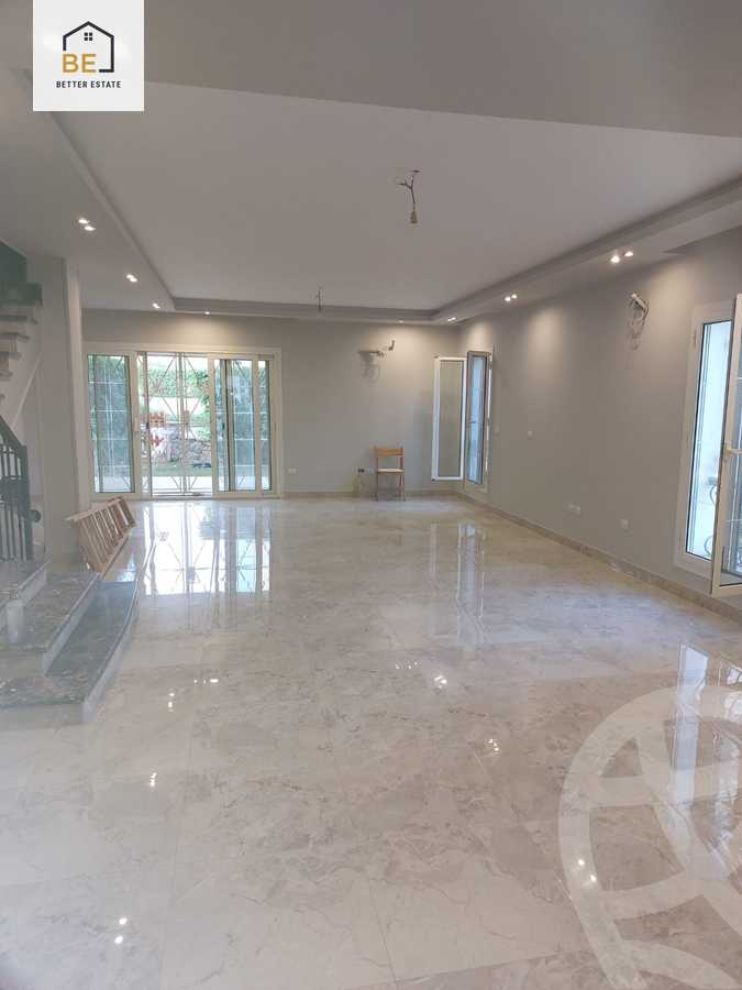 https://aqarmap.com.eg/ar/listing/3718775-for-rent-cairo-new-cairo-compounds-mountain-view-hyde-park