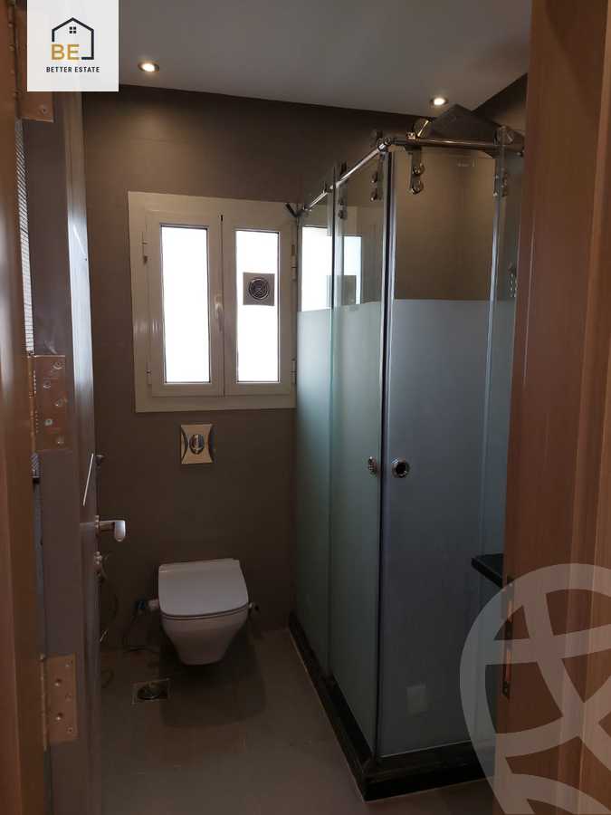 https://aqarmap.com.eg/ar/listing/3718775-for-rent-cairo-new-cairo-compounds-mountain-view-hyde-park