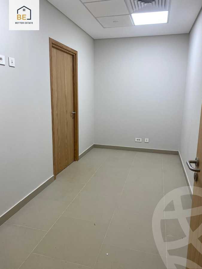 https://aqarmap.com.eg/ar/listing/3875211-for-sale-cairo-el-sheikh-zayed-city-lshykh-zyd-ljdyd-vye