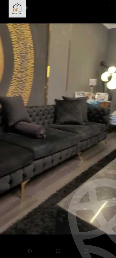 https://aqarmap.com.eg/en/listing/3883096-for-sale-cairo-new-cairo-compounds-fifth-square