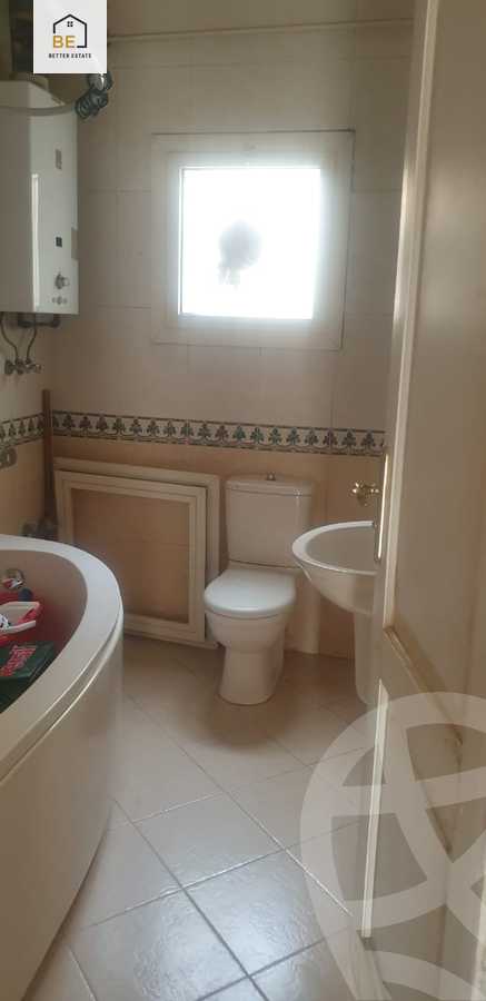 https://aqarmap.com.eg/ar/listing/3897563-for-sale-cairo-heliopolis-cairo-heliopolis-heliopolis-square-mohammed-farid-st