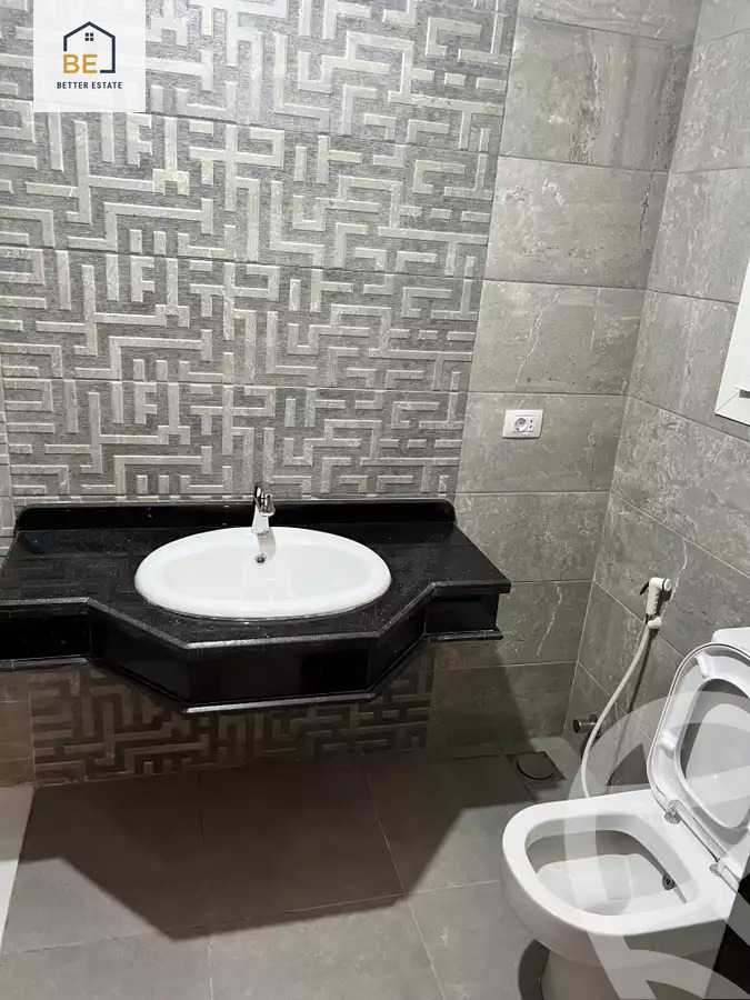 https://aqarmap.com.eg/en/listing/4129963-for-rent-cairo-new-cairo-compounds-mountain-view-hyde-park