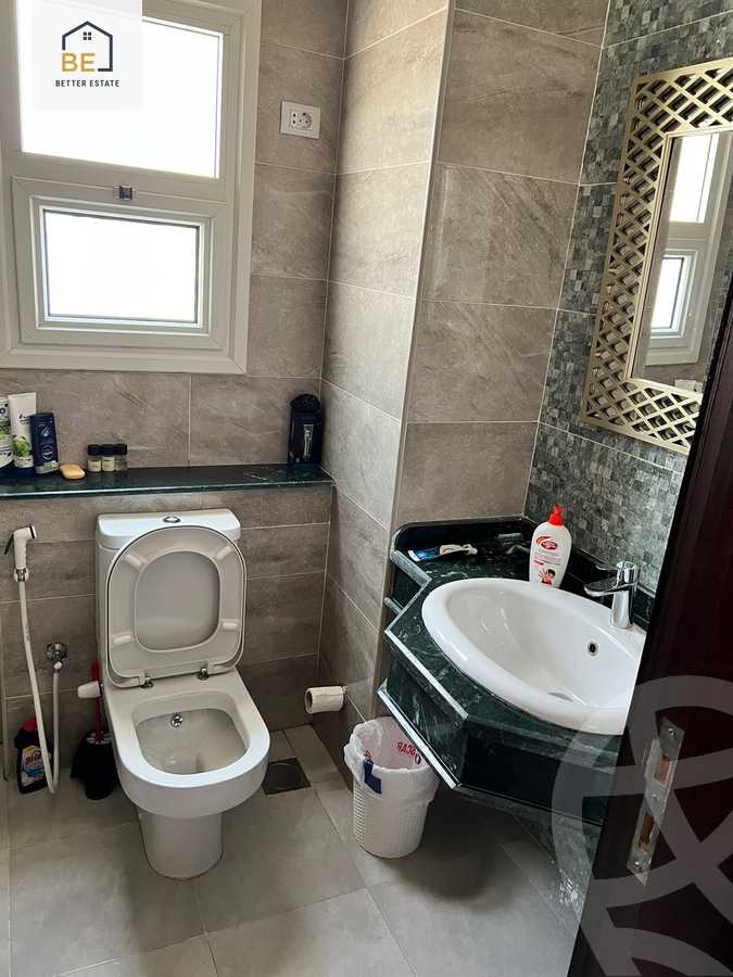 https://aqarmap.com.eg/en/listing/4163483-for-rent-cairo-new-cairo-compounds-mountain-view-hyde-park