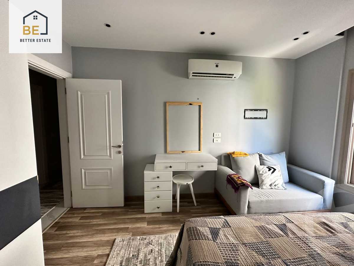 https://aqarmap.com.eg/en/listing/4200466-for-sale-cairo-new-cairo-compounds-galleria-moon-valley