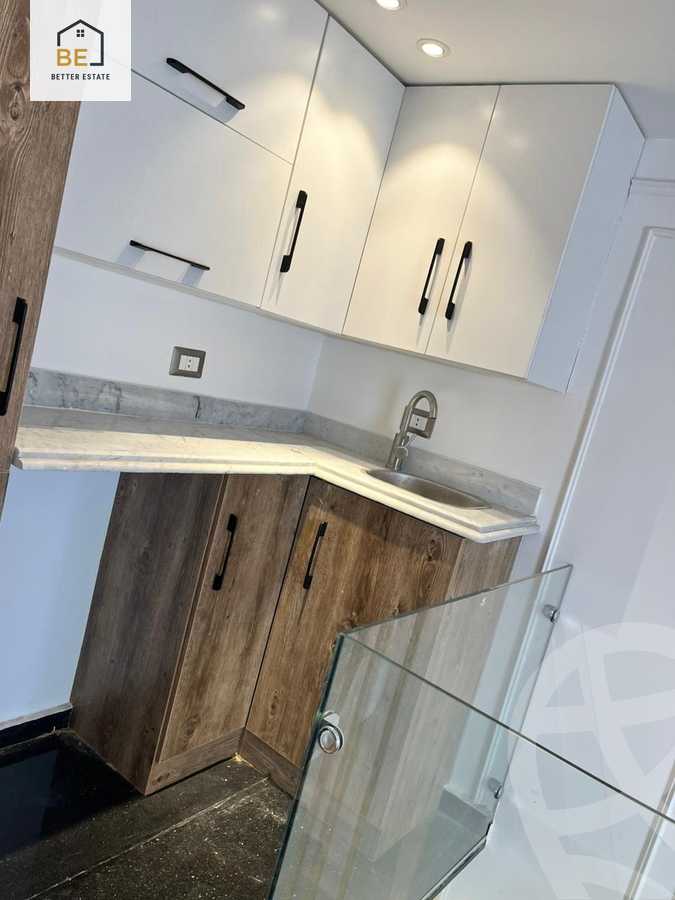 https://aqarmap.com.eg/en/listing/4218223-for-rent-cairo-new-cairo-compounds-mountain-view-hyde-park