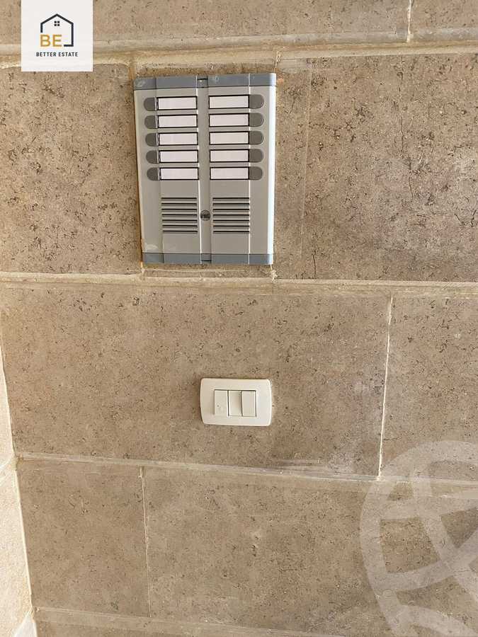 https://aqarmap.com.eg/en/listing/4299461-for-sale-cairo-new-cairo-compounds-stwn-ryzydns-by-ar-y-llttwyr
