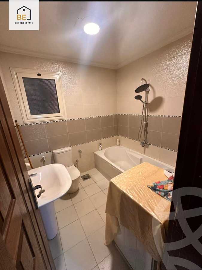 https://aqarmap.com.eg/en/listing/4856939-for-sale-cairo-mokattam-manteqt-ganob-s