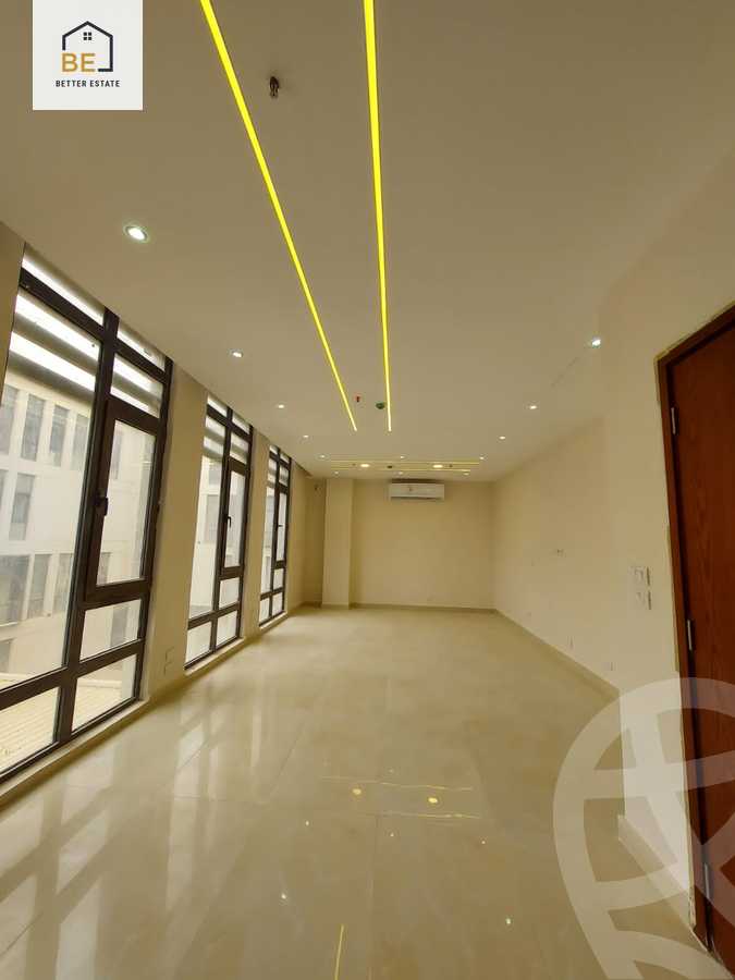 https://aqarmap.com.eg/ar/listing/4857447-for-rent-cairo-new-cairo-compounds-district-5-the-plateau-district-5