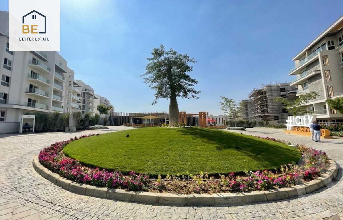 https://aqarmap.com.eg/en/listing/5005202-for-sale-cairo-new-cairo-compounds-mountain-view1-1-compound