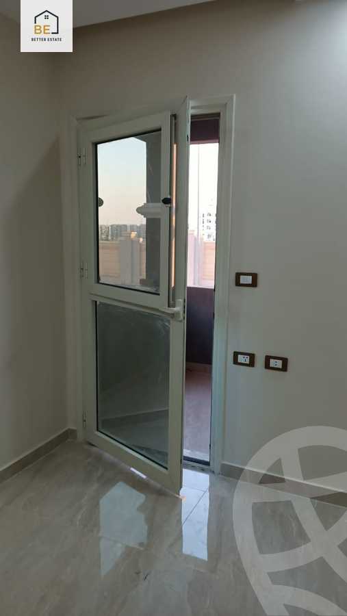 https://aqarmap.com.eg/ar/listing/5018350-for-rent-cairo-new-cairo-mohammed-nagib-axis-st