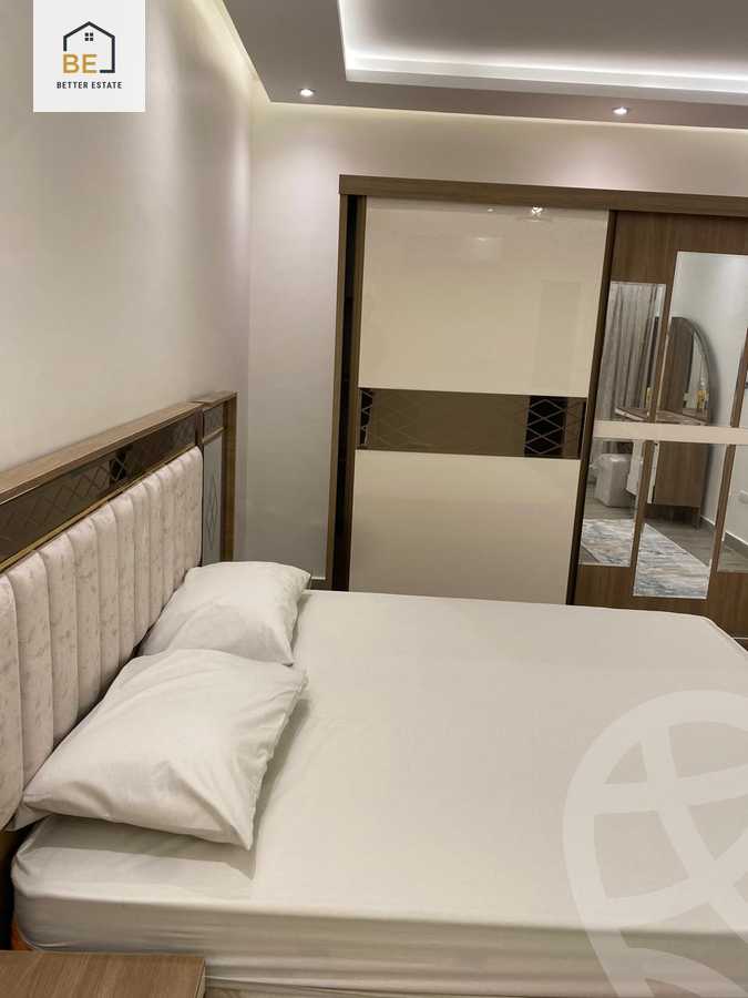 https://aqarmap.com.eg/en/listing/5189547-for-rent-cairo-new-cairo-lrhb-city-phase-7