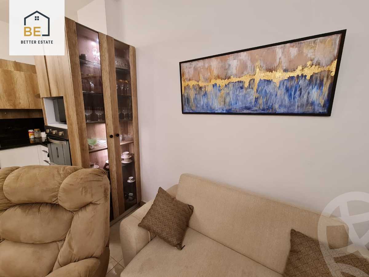 https://aqarmap.com.eg/ar/listing/5227196-for-rent-cairo-new-cairo-compounds-fifth-square
