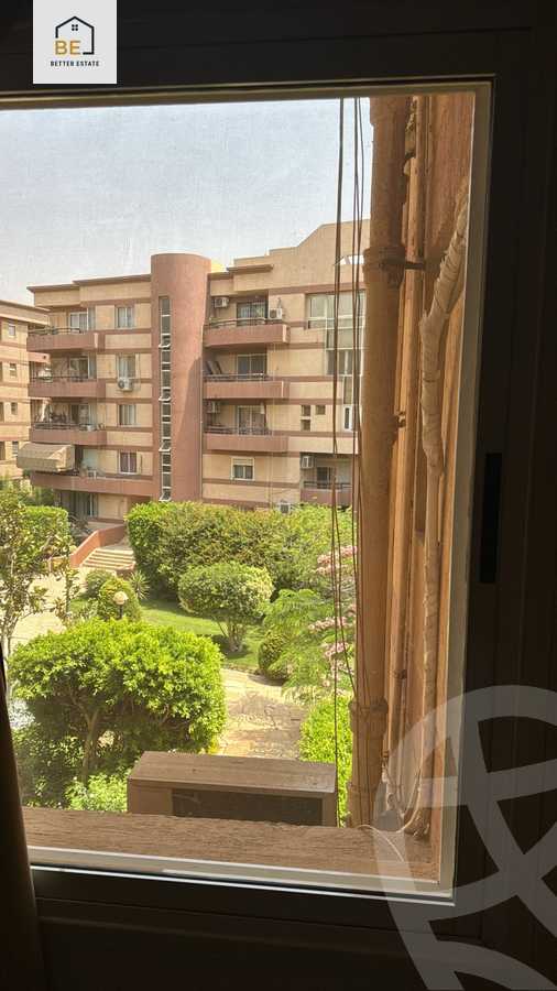 https://aqarmap.com.eg/en/listing/5432643-for-sale-cairo-new-cairo-lrhb-city-phase-4-mostafa-kamel-st