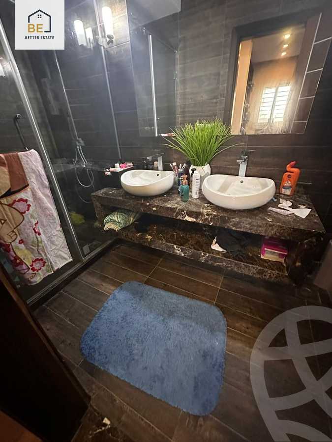 https://aqarmap.com.eg/en/listing/5502605-for-sale-cairo-new-cairo-compounds-nakhil-village
