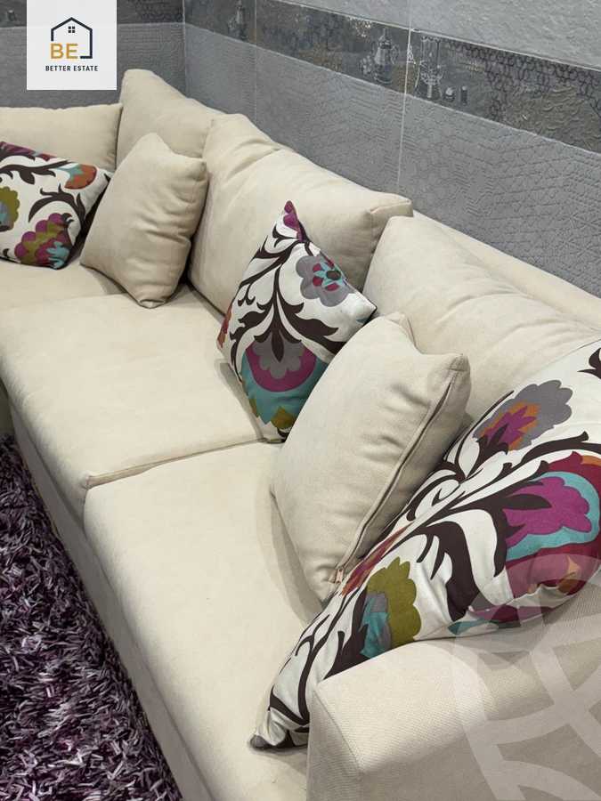 https://aqarmap.com.eg/en/listing/5713269-for-rent-cairo-new-cairo-compounds-hyde-park-centre-ville-hyde-park