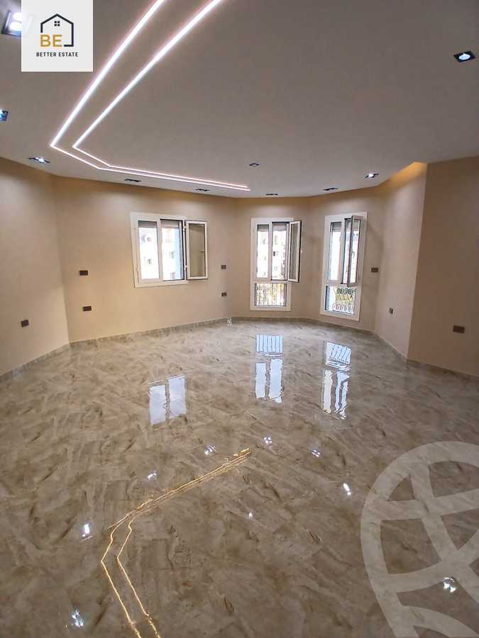 https://aqarmap.com.eg/en/listing/5736822-for-rent-cairo-new-cairo-compounds-hyde-park-centre-ville-hyde-park