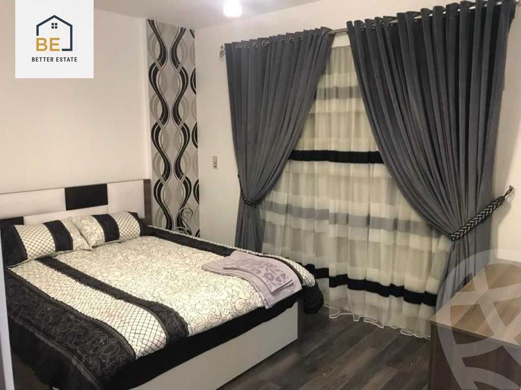 https://aqarmap.com.eg/en/listing/5782031-for-sale-cairo-new-cairo-lrhb-city-phase-2-osama-ibn-zaid-st