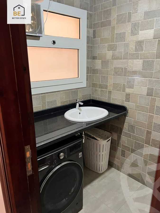 https://aqarmap.com.eg/en/listing/5867717-for-rent-cairo-new-cairo-compounds-mountain-view-hyde-park