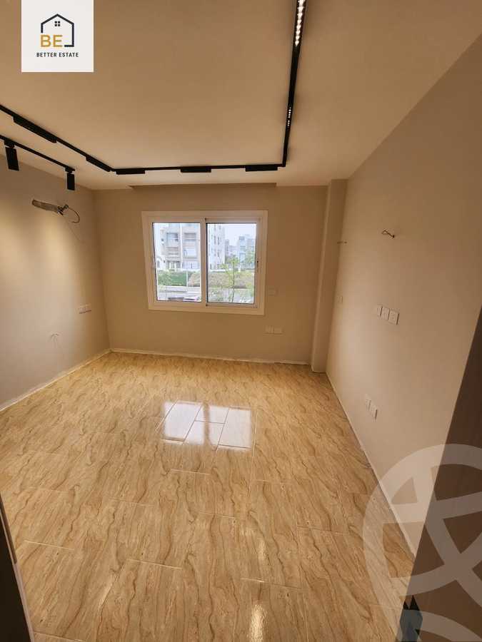 https://aqarmap.com.eg/en/listing/5877908-for-sale-cairo-new-cairo-compounds-hyde-park-greens-hyde-park-compound
