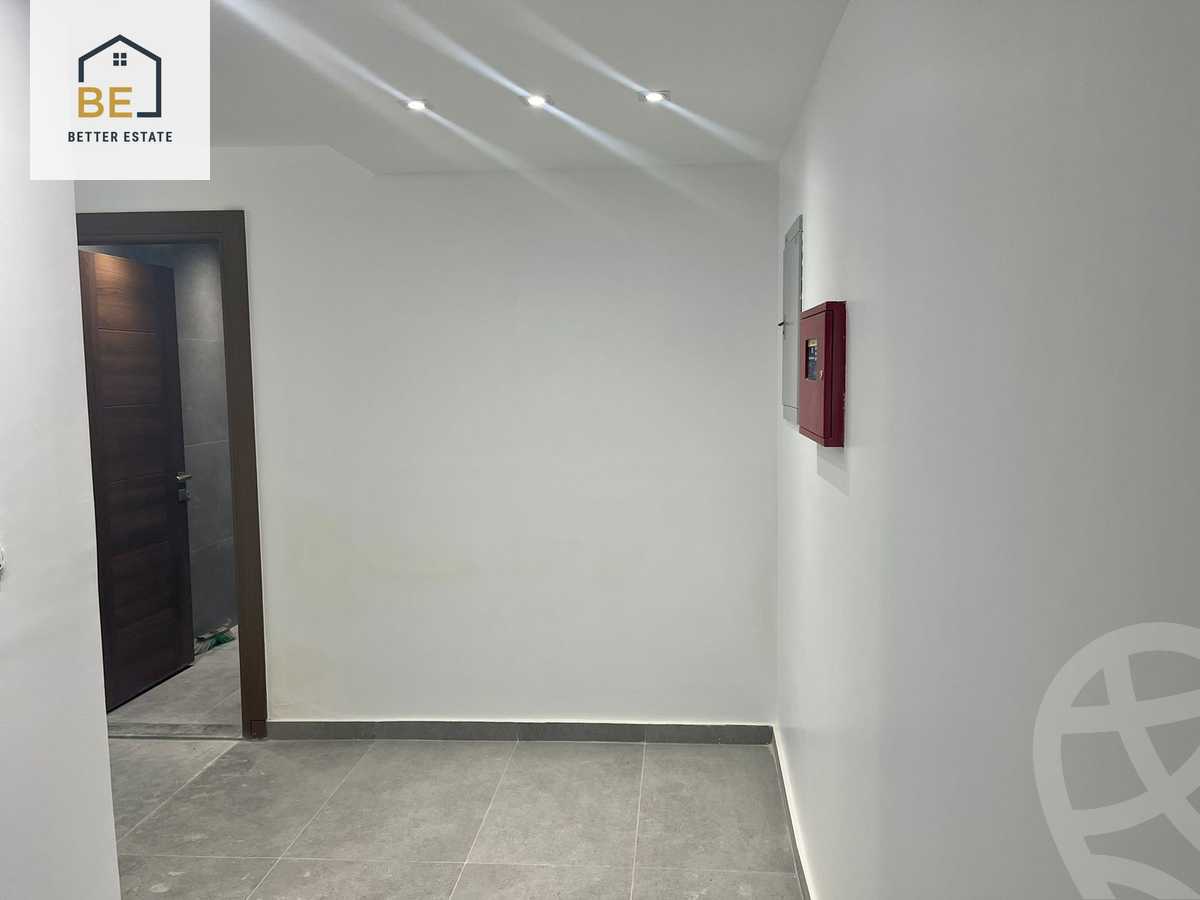 https://aqarmap.com.eg/ar/listing/5899945-for-rent-cairo-new-cairo-compounds-hyde-park-park-corner-hyde-park