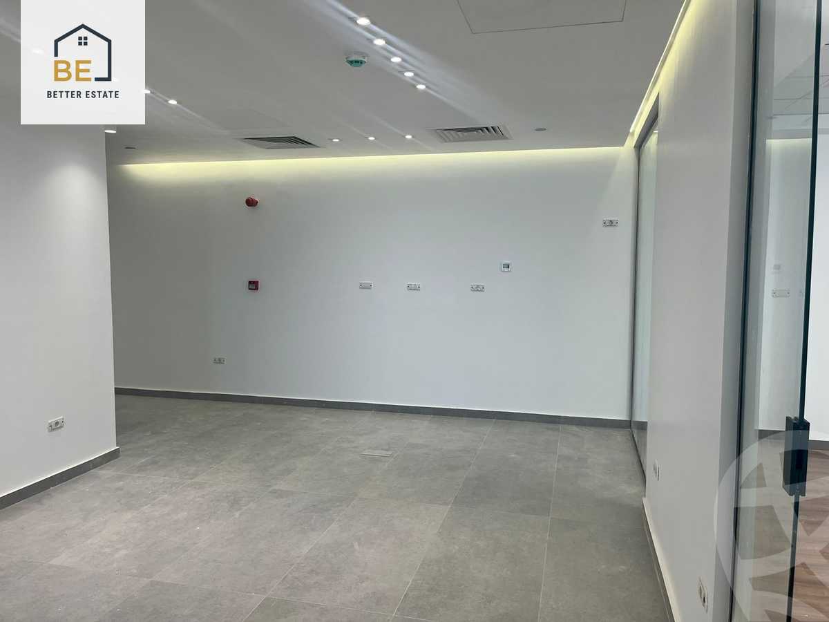 https://aqarmap.com.eg/ar/listing/5899945-for-rent-cairo-new-cairo-compounds-hyde-park-park-corner-hyde-park