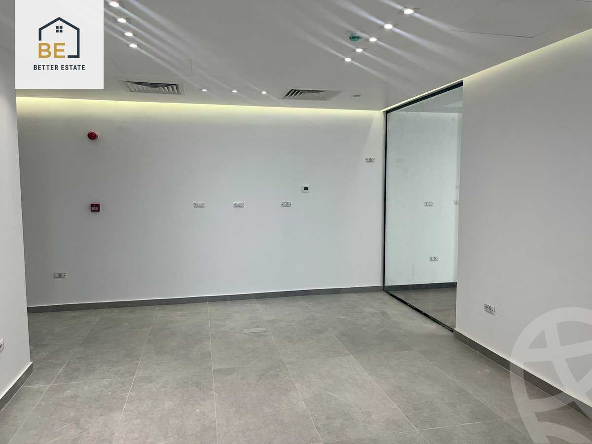 https://aqarmap.com.eg/ar/listing/5899945-for-rent-cairo-new-cairo-compounds-hyde-park-park-corner-hyde-park