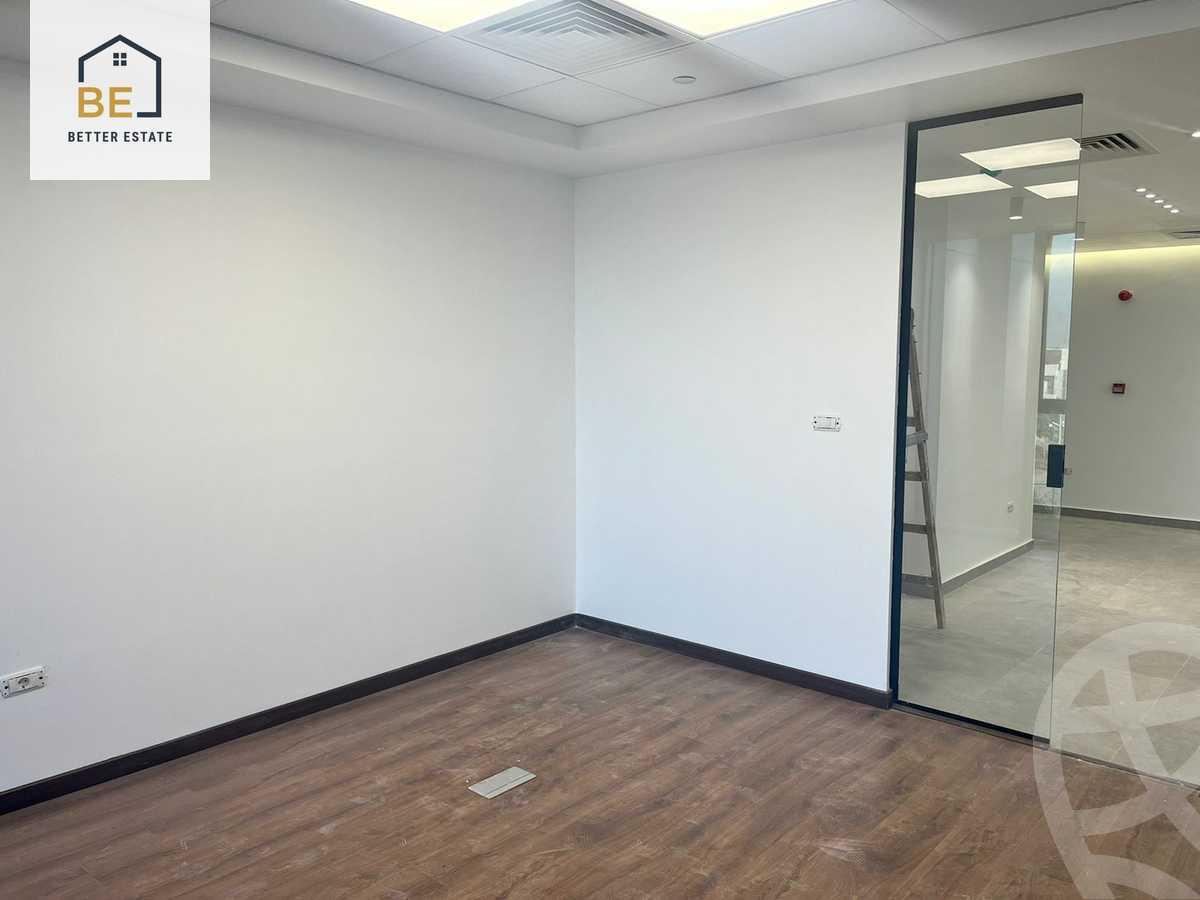 https://aqarmap.com.eg/ar/listing/5899945-for-rent-cairo-new-cairo-compounds-hyde-park-park-corner-hyde-park