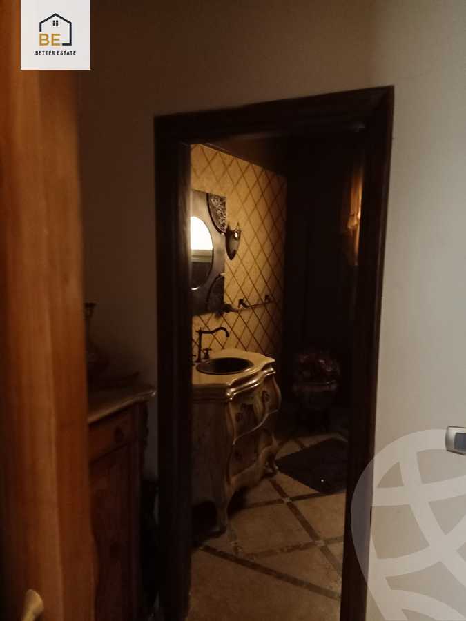 https://aqarmap.com.eg/ar/listing/5907331-for-sale-cairo-el-sheikh-zayed-city-compounds-el-yasmeen-compound