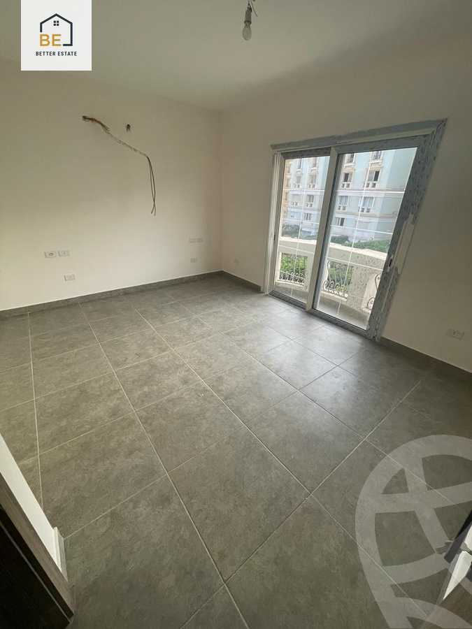 https://aqarmap.com.eg/en/listing/5953624-for-rent-cairo-new-cairo-compounds-mountain-view-hyde-park