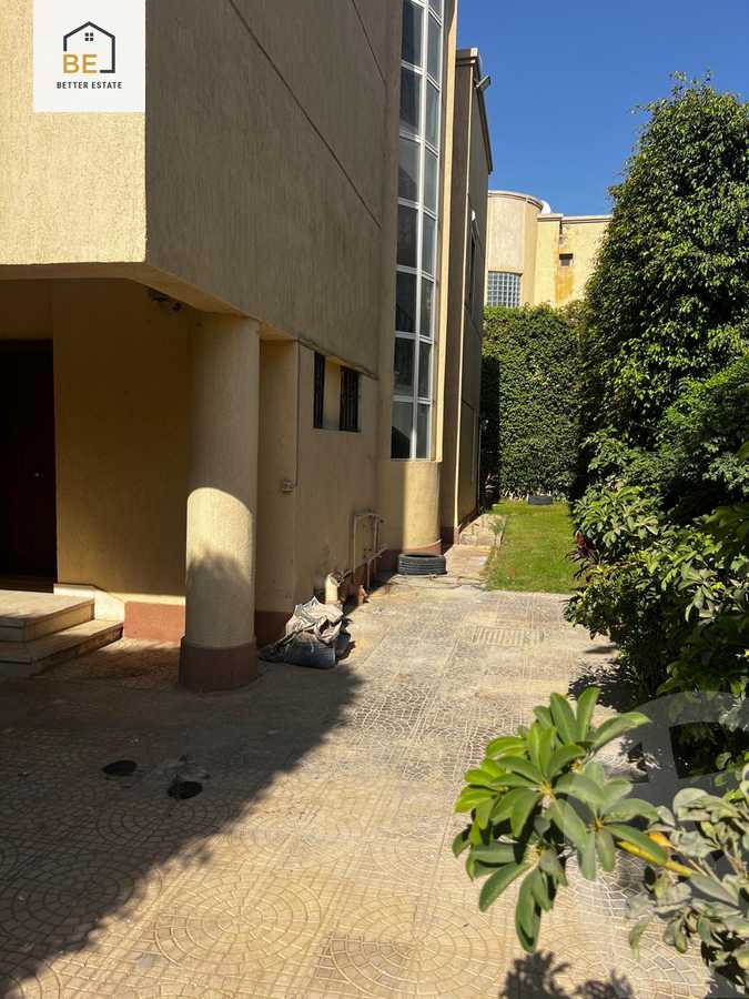https://aqarmap.com.eg/en/listing/6015394-for-sale-cairo-new-cairo-lrhb-city-phase-1-ahmed-rami-st