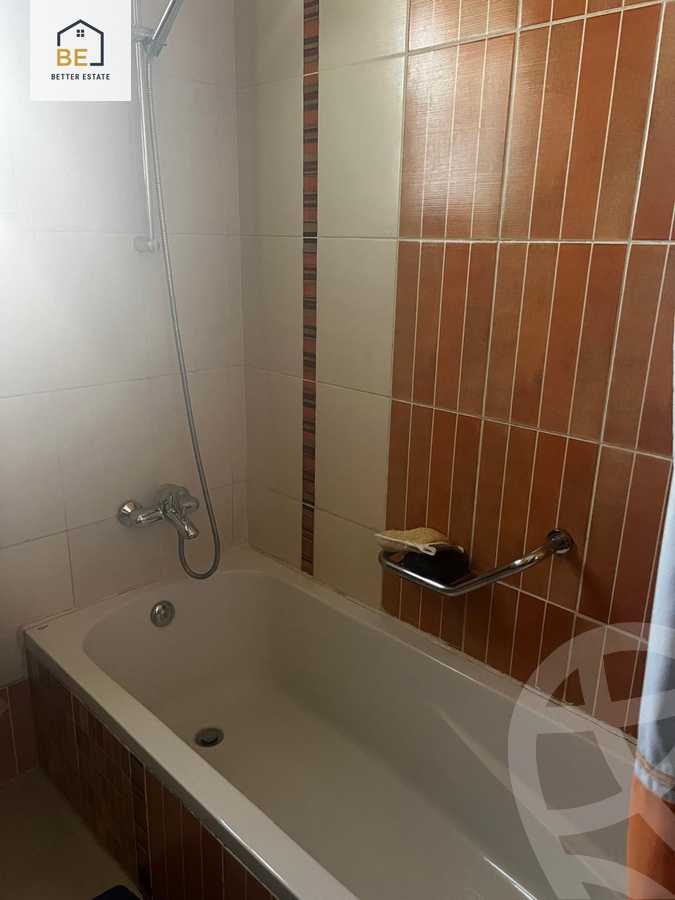 https://aqarmap.com.eg/en/listing/6015429-for-sale-cairo-new-cairo-lrhb-city-phase-1-nizar-kabani-st