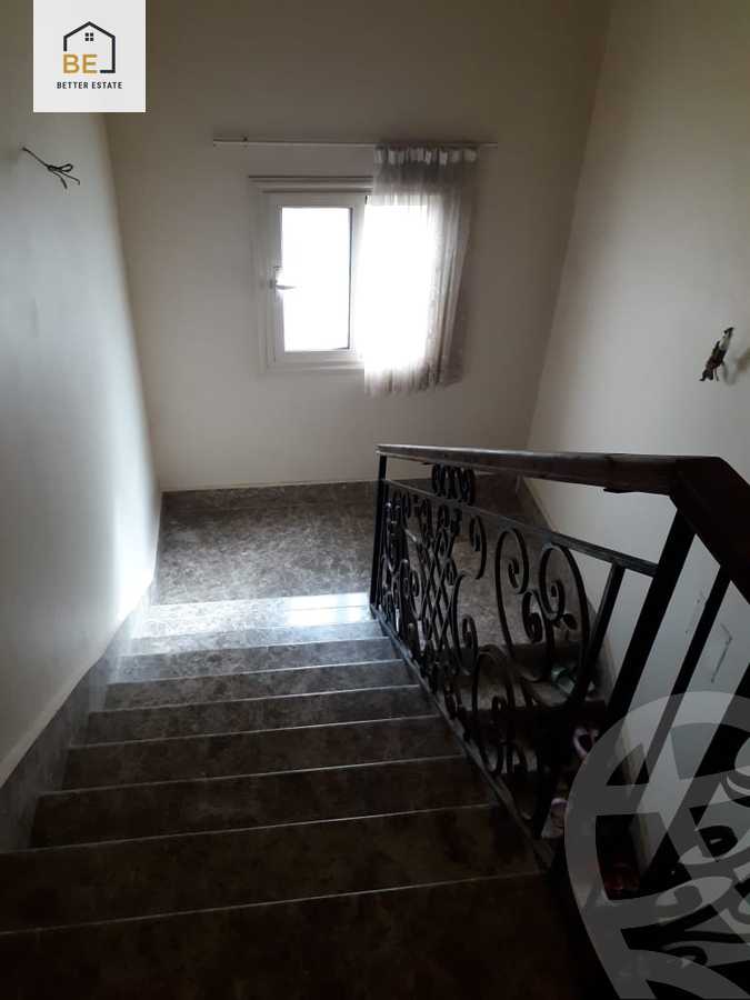 https://aqarmap.com.eg/en/listing/6017446-for-sale-cairo-new-cairo-compounds-moon-valley