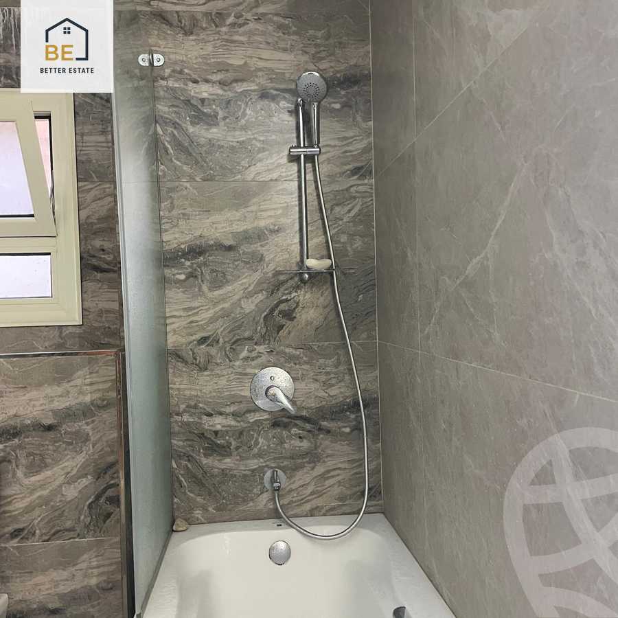 https://aqarmap.com.eg/en/listing/6042104-for-sale-cairo-new-cairo-el-ahyaa-second-neighborhood-street-16