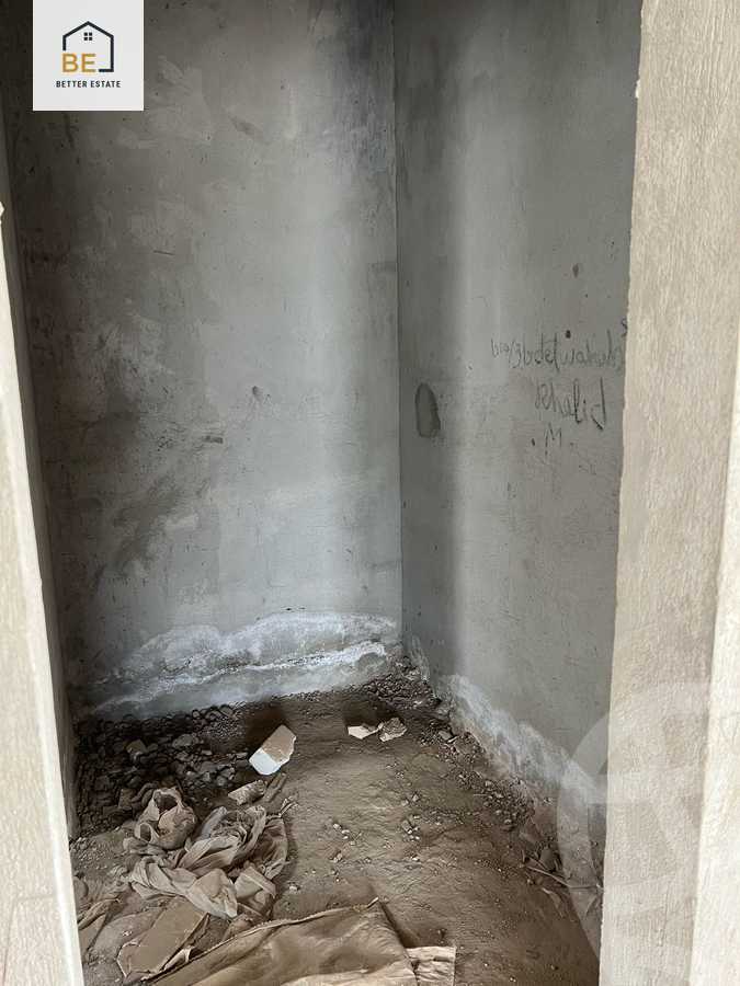 https://aqarmap.com.eg/ar/listing/6085895-for-sale-cairo-new-cairo-compounds-hyde-park-centre-ville-hyde-park