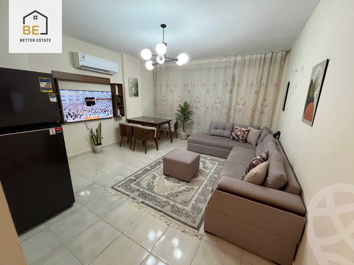 https://aqarmap.com.eg/en/listing/6151591-for-rent-cairo-new-cairo-lrhb-city-phase-5-ibn-al-nafees-st