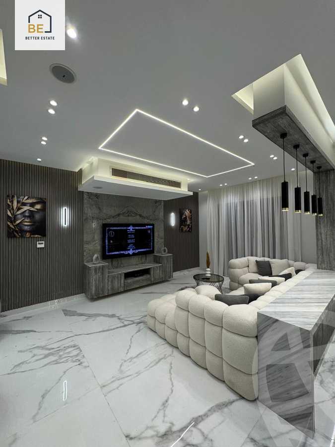 https://aqarmap.com.eg/ar/listing/6186049-for-sale-cairo-new-cairo-compounds-hyde-park-centre-ville-hyde-park