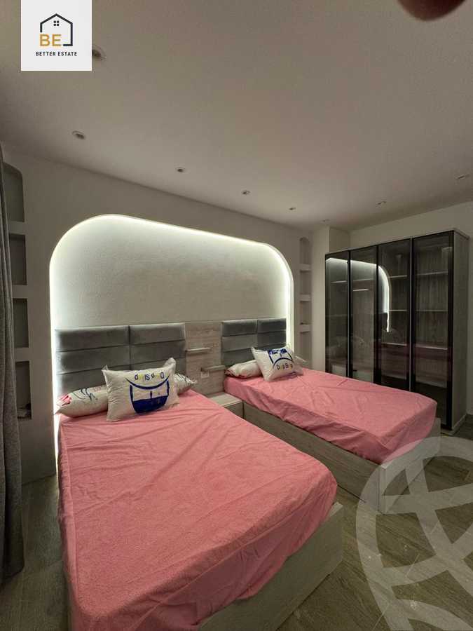 https://aqarmap.com.eg/ar/listing/6186049-for-sale-cairo-new-cairo-compounds-hyde-park-centre-ville-hyde-park